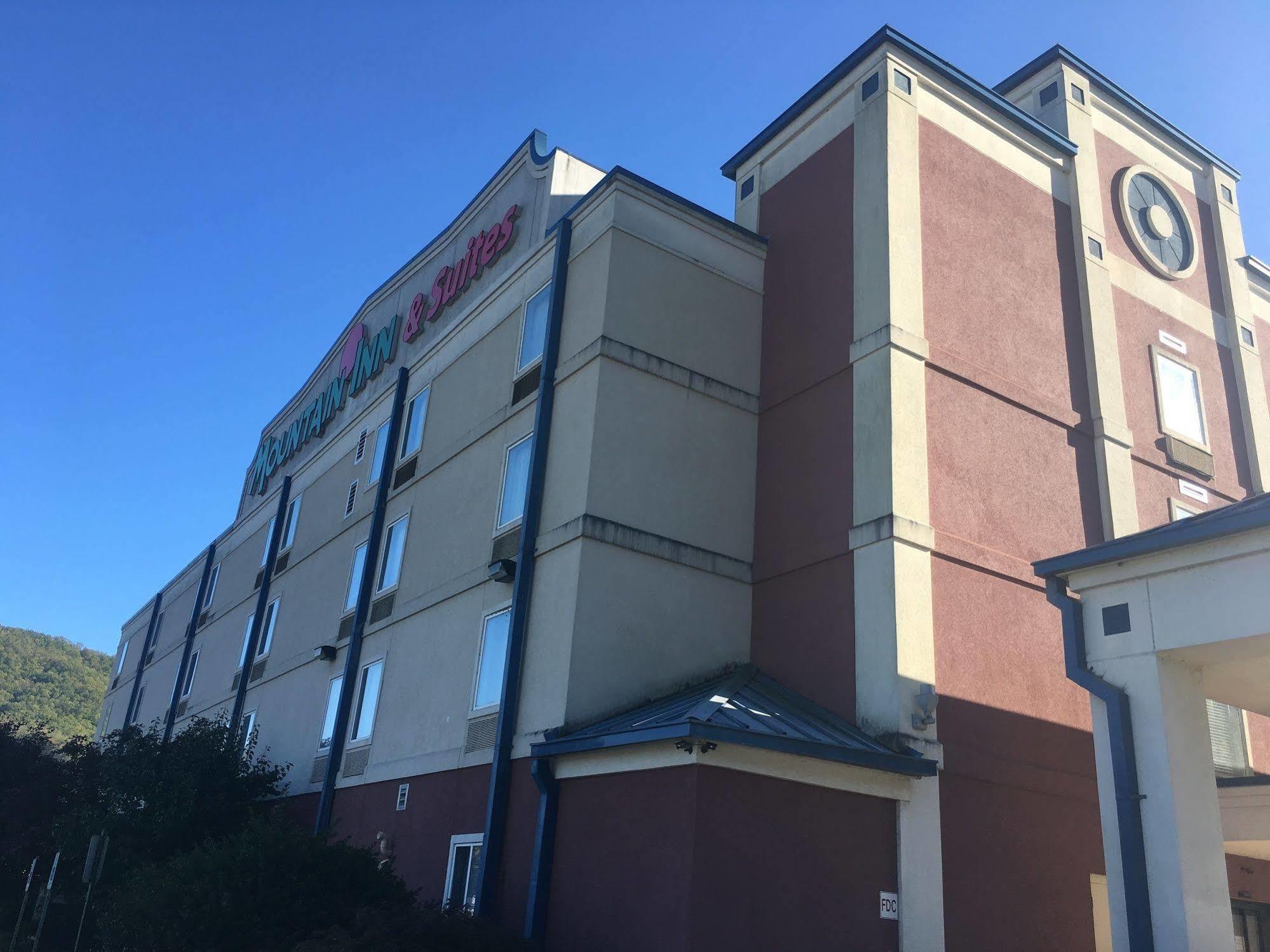 Holiday Inn Express Erwin I-181/I-26 Exterior photo